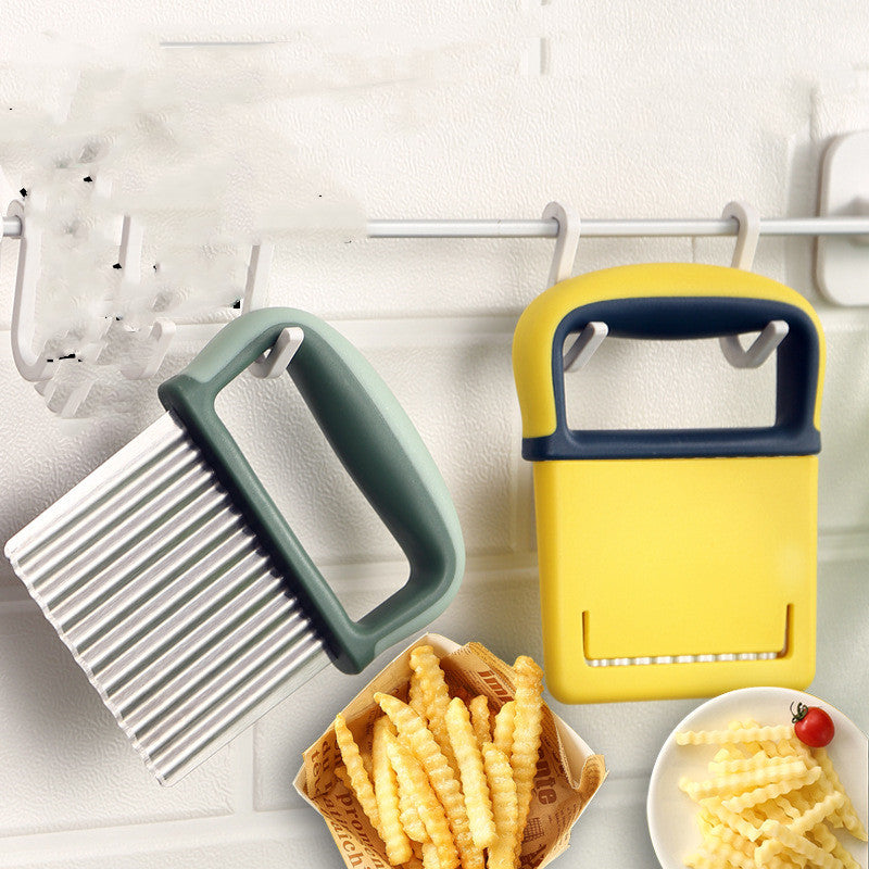 مكعبات البطاطس مع سكين على شكل سن الذئب - أدوات مطبخ