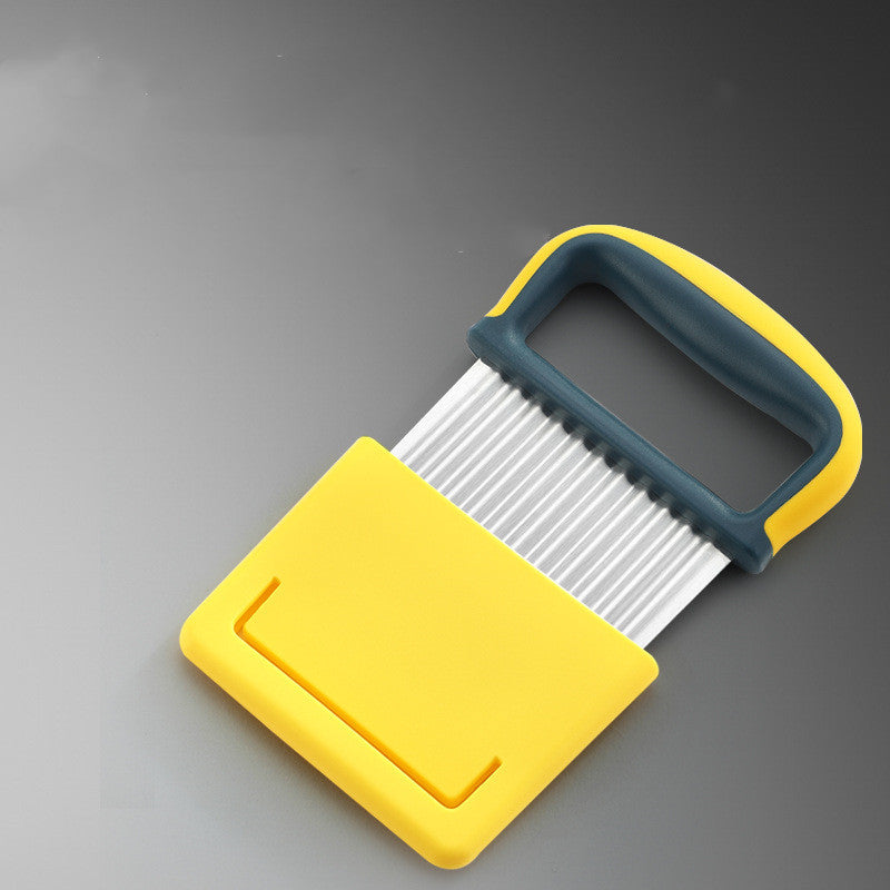 مكعبات البطاطس مع سكين على شكل سن الذئب - أدوات مطبخ